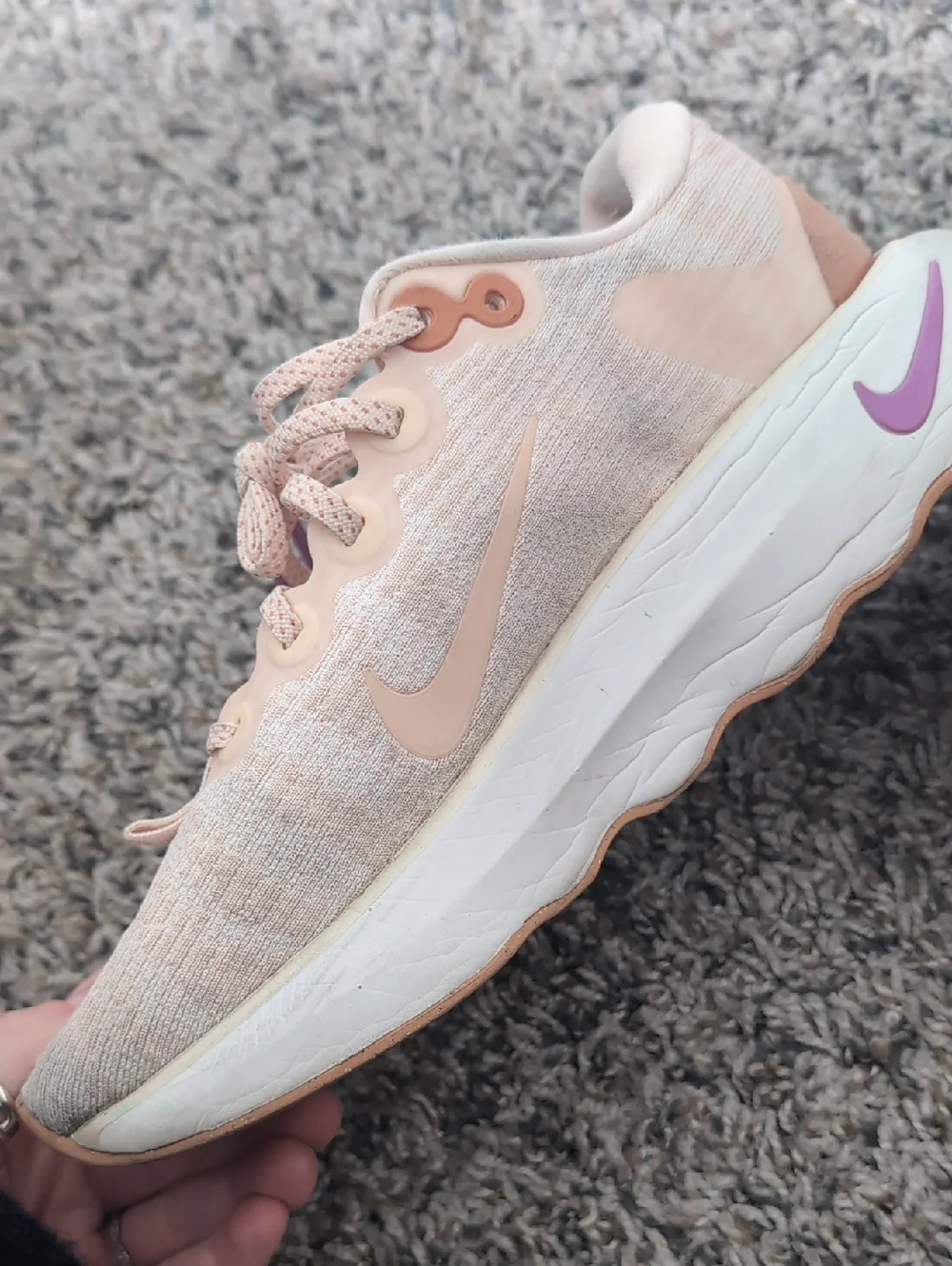 Nike Motive 